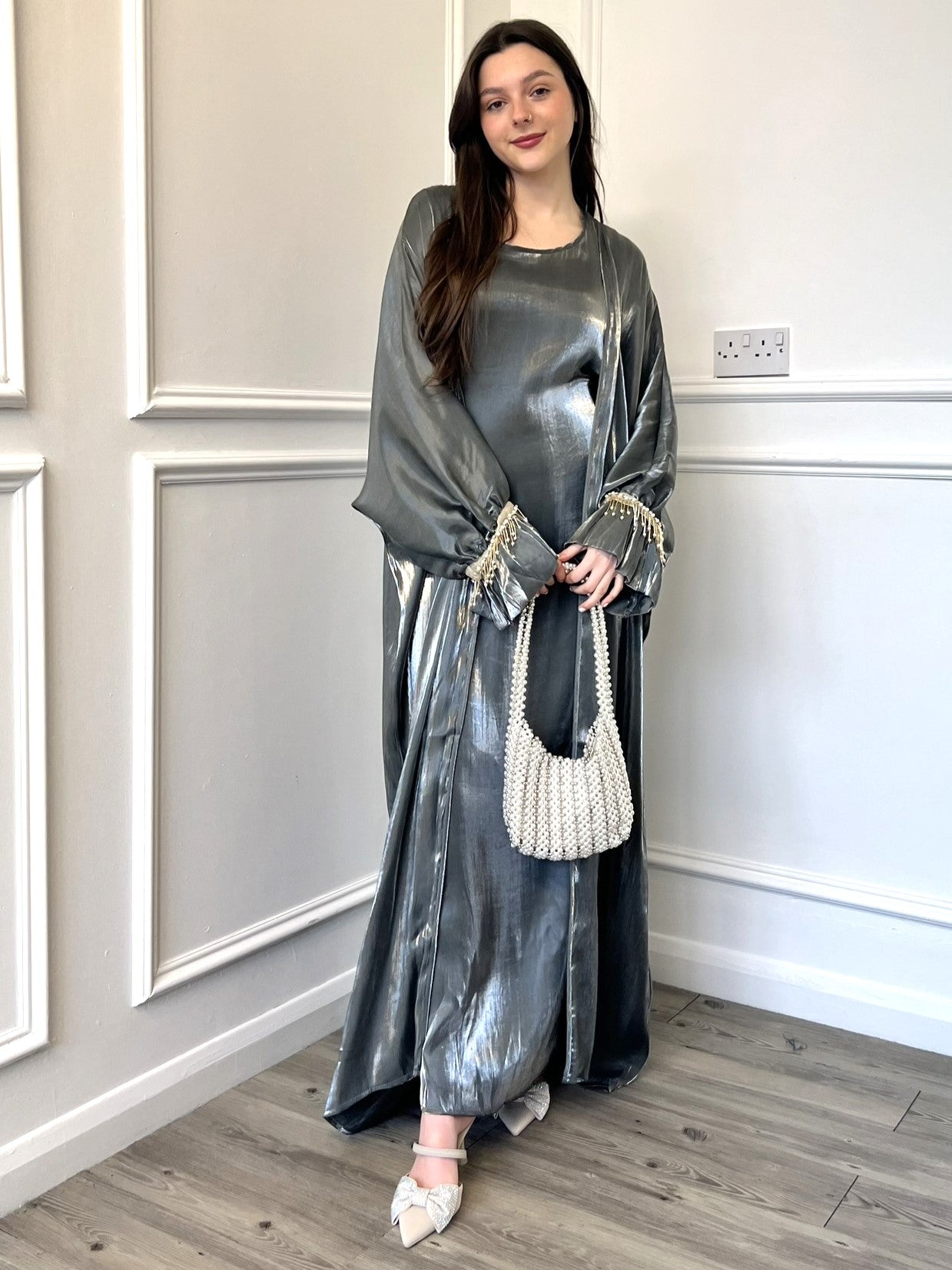 Pearl Sleeve Shimmer 2 Piece Abaya - Grey