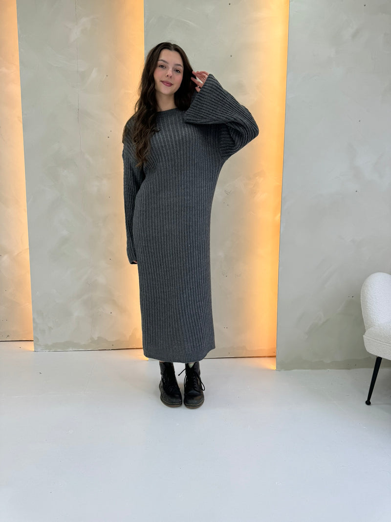 Carys Knitted Maxi Dress - Grey