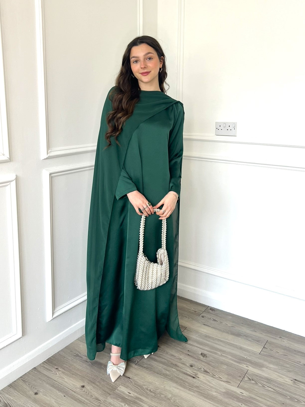 Emerald green modest dress hotsell