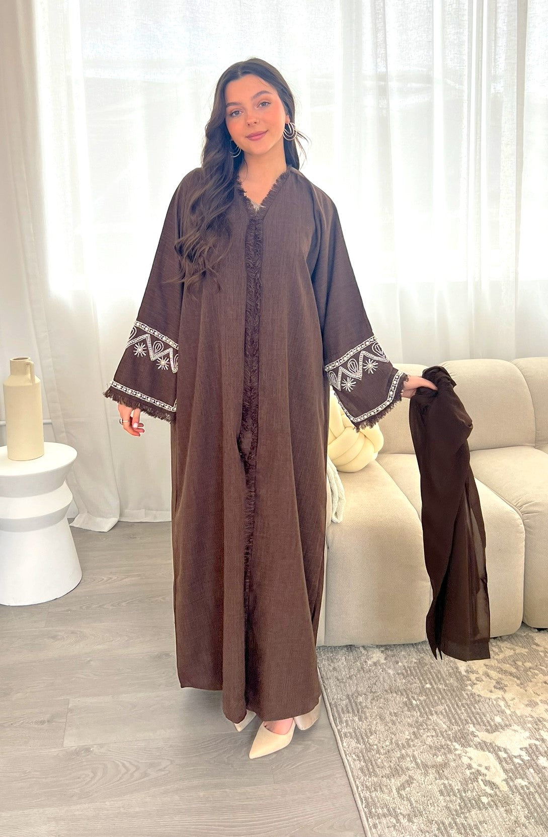 Pearl Sleeve Linen Abaya - Choco