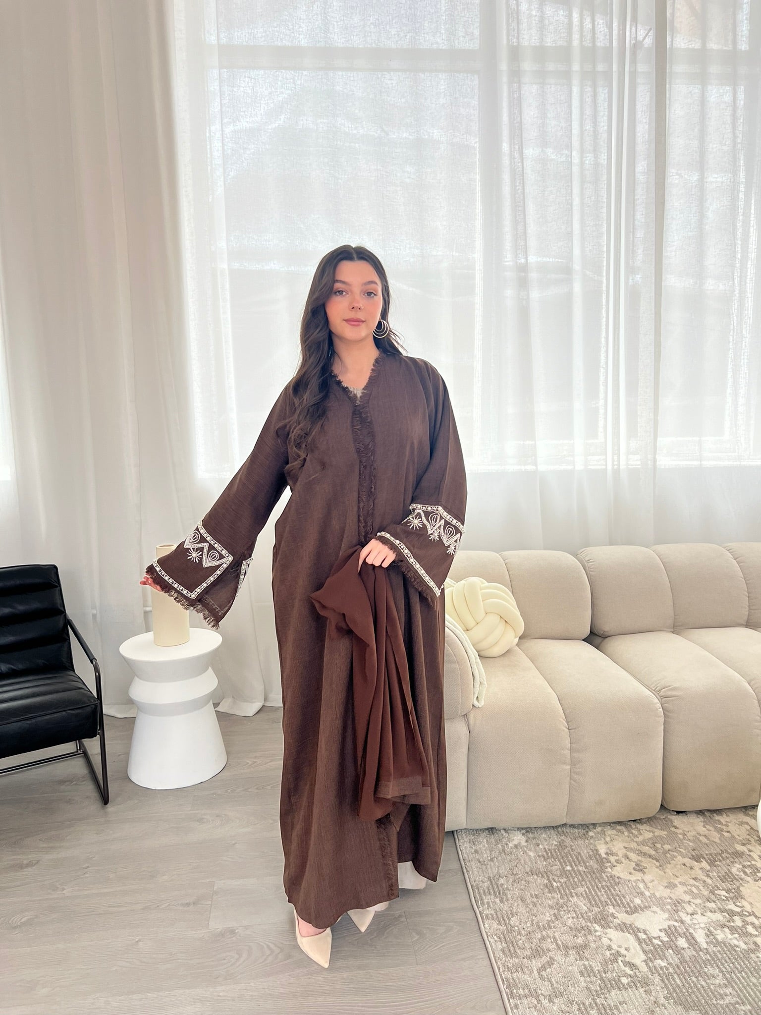 Pearl Sleeve Linen Abaya - Choco