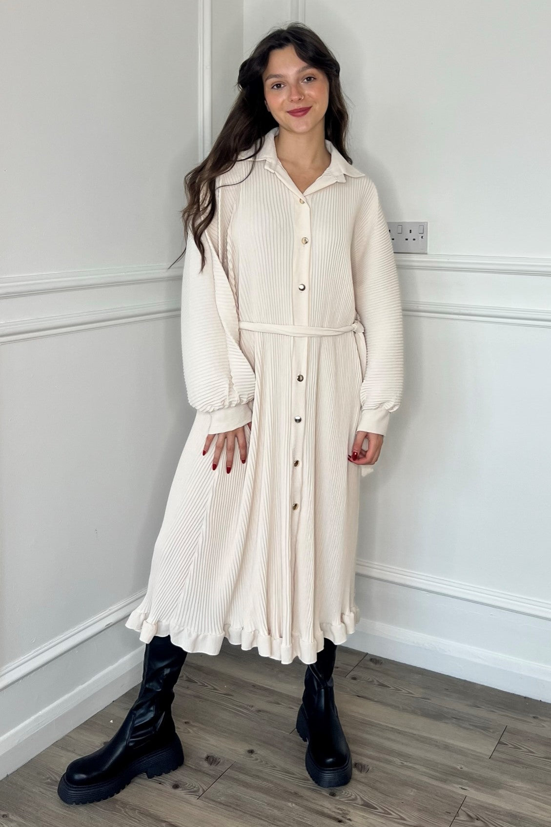 Modest midi dresses uk best sale