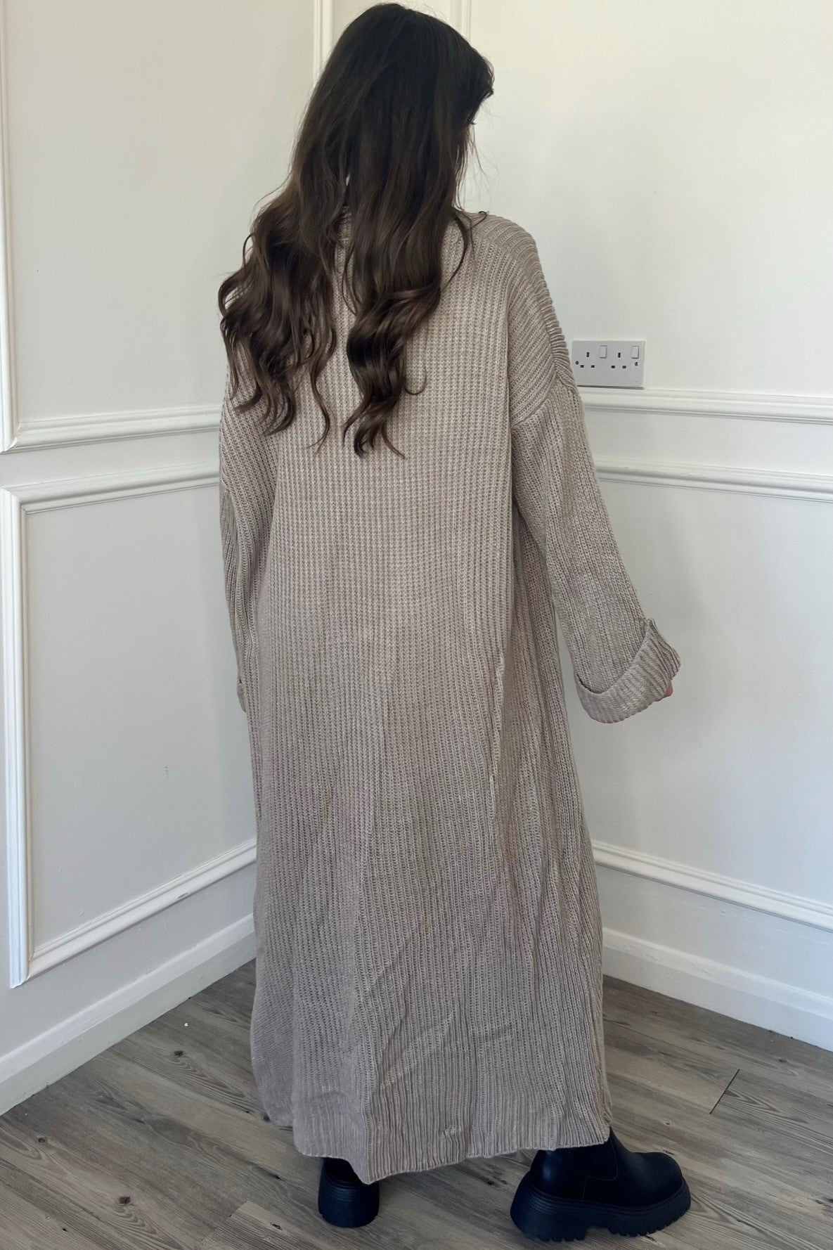 Arya Knitted Co-Ord Beige